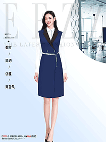 藍色長款馬甲的時尚搭配